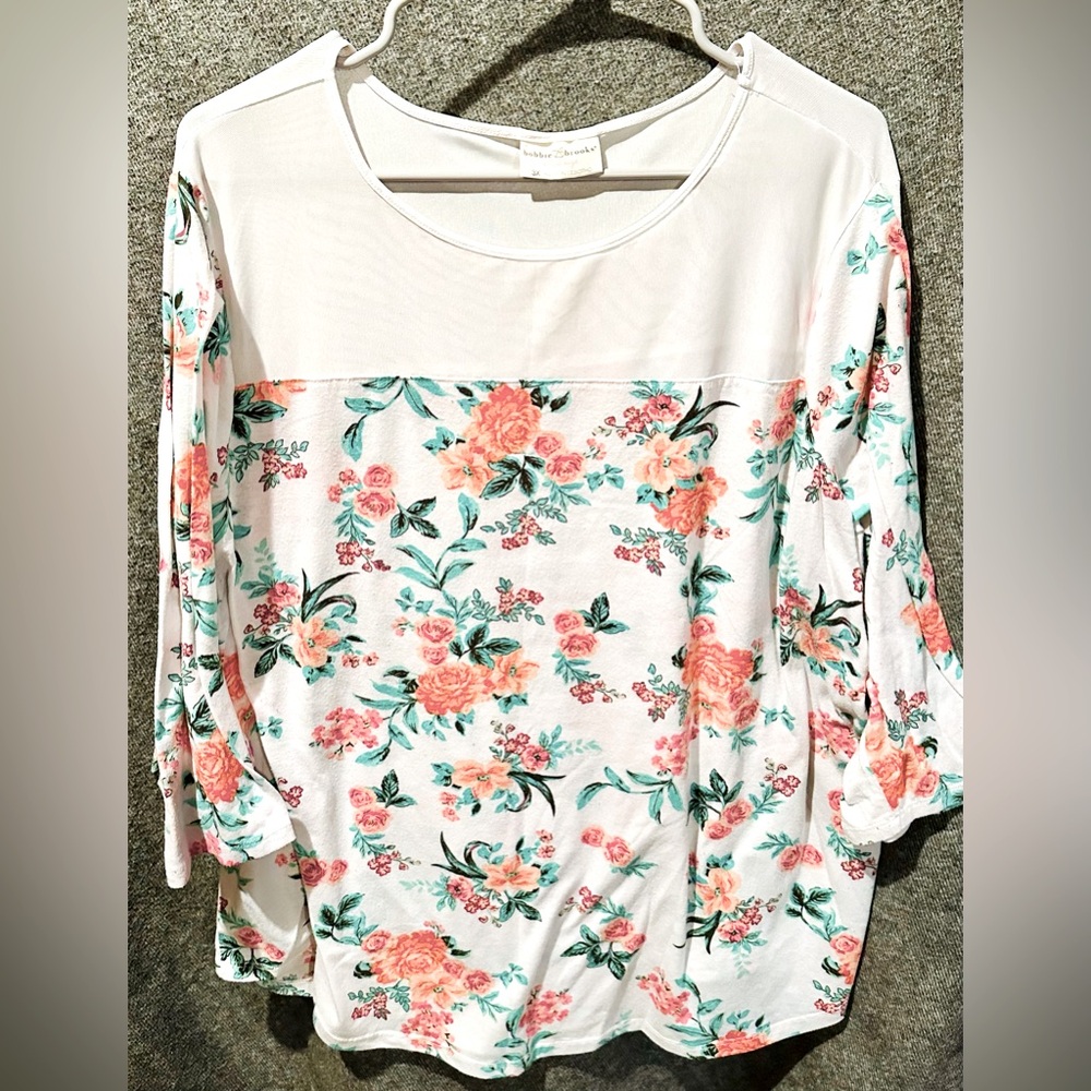 Bobbie & Brooks Women’s White Sheer Shoulder Floral Long Sleeve Size 3x Top